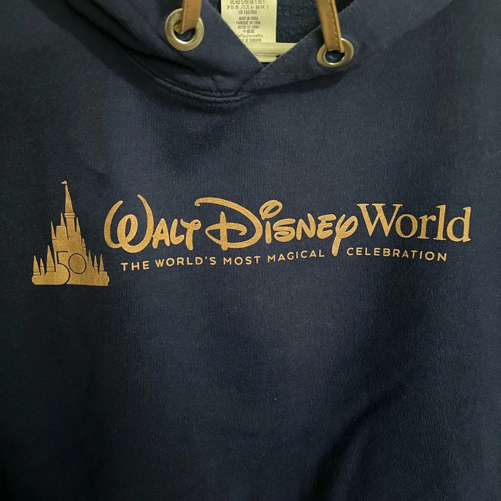 DISNEY 50th Anniversary Cropped Hooded Sweatshirt Navy Blue‎ Gold Women's Sz S - Picture 3 of 6